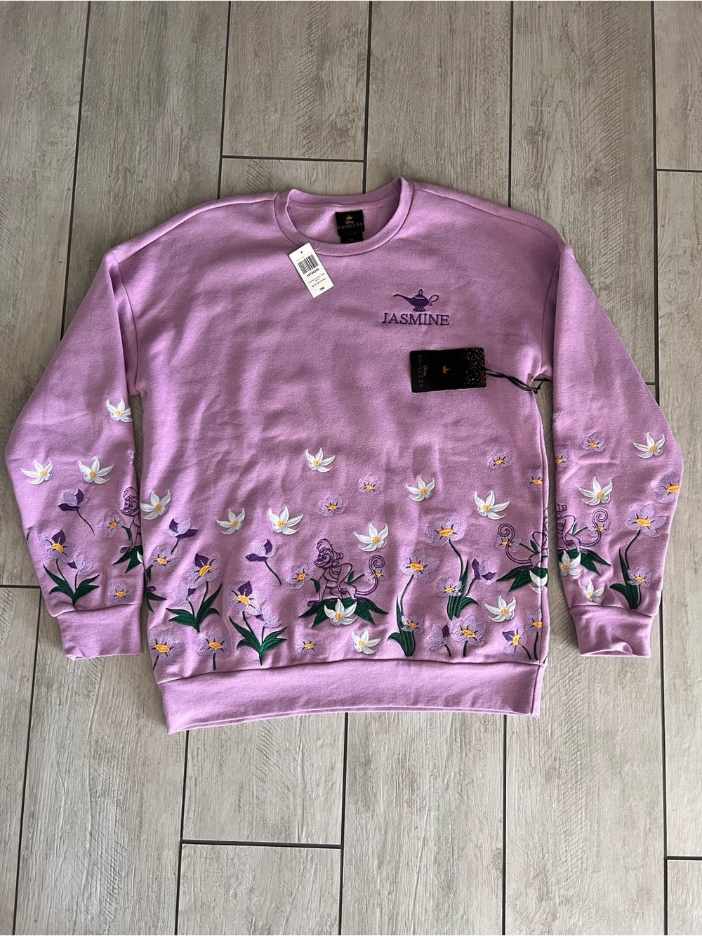 JASMINE Lavender Floral Embroidered Crewneck Sweater - size small
